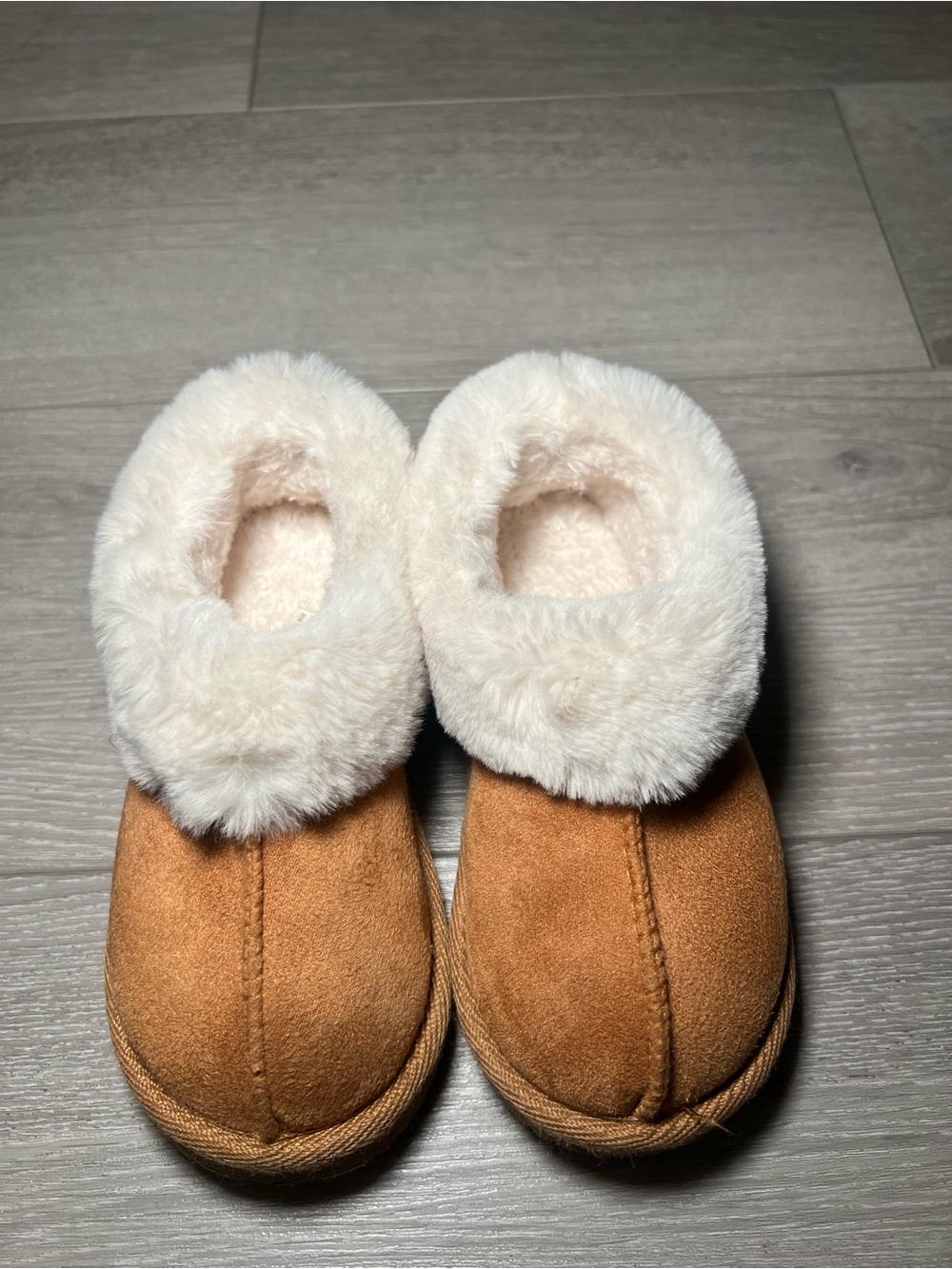 wonder nation Toddler Tan Faux-Suede Slippers with Cream Faux-Fur Cuff